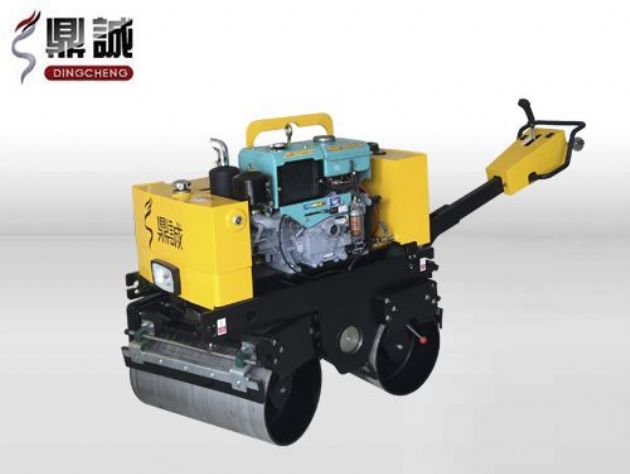 點擊查看詳細信息<br>標題：DC-840-I全液壓手扶雙鋼輪壓路機 閱讀次數：14999