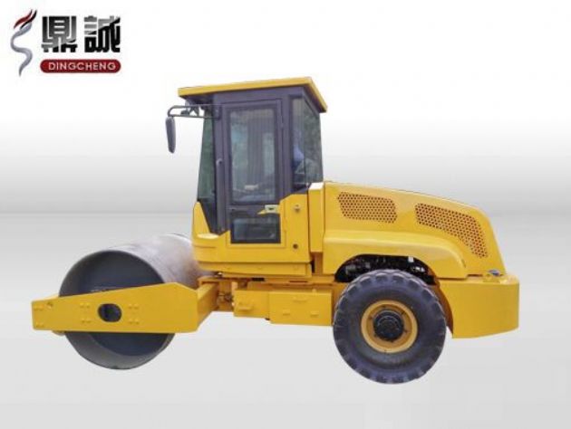 點擊查看詳細信息<br>標題：6噸單鋼輪振動壓路機 閱讀次數：13716