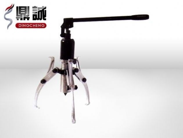 點擊查看詳細(xì)信息<br>標(biāo)題：整體式液壓拉馬 閱讀次數(shù)：5113